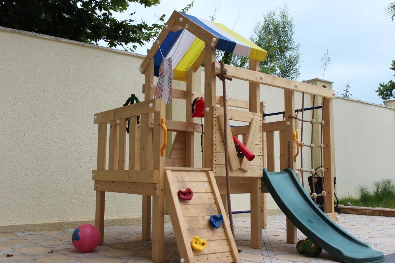 Vesna Hotel Сухум
